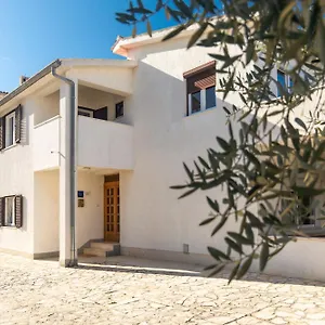 3* Bed & Breakfast Ema